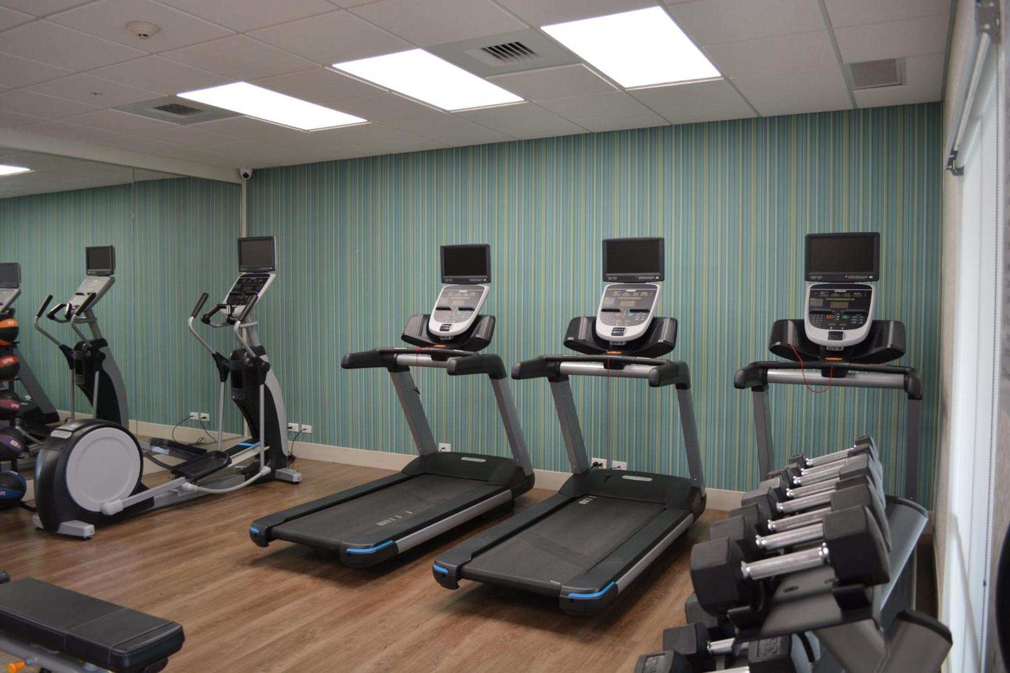 Holiday Inn Express & Suites 리버럴 외부 사진