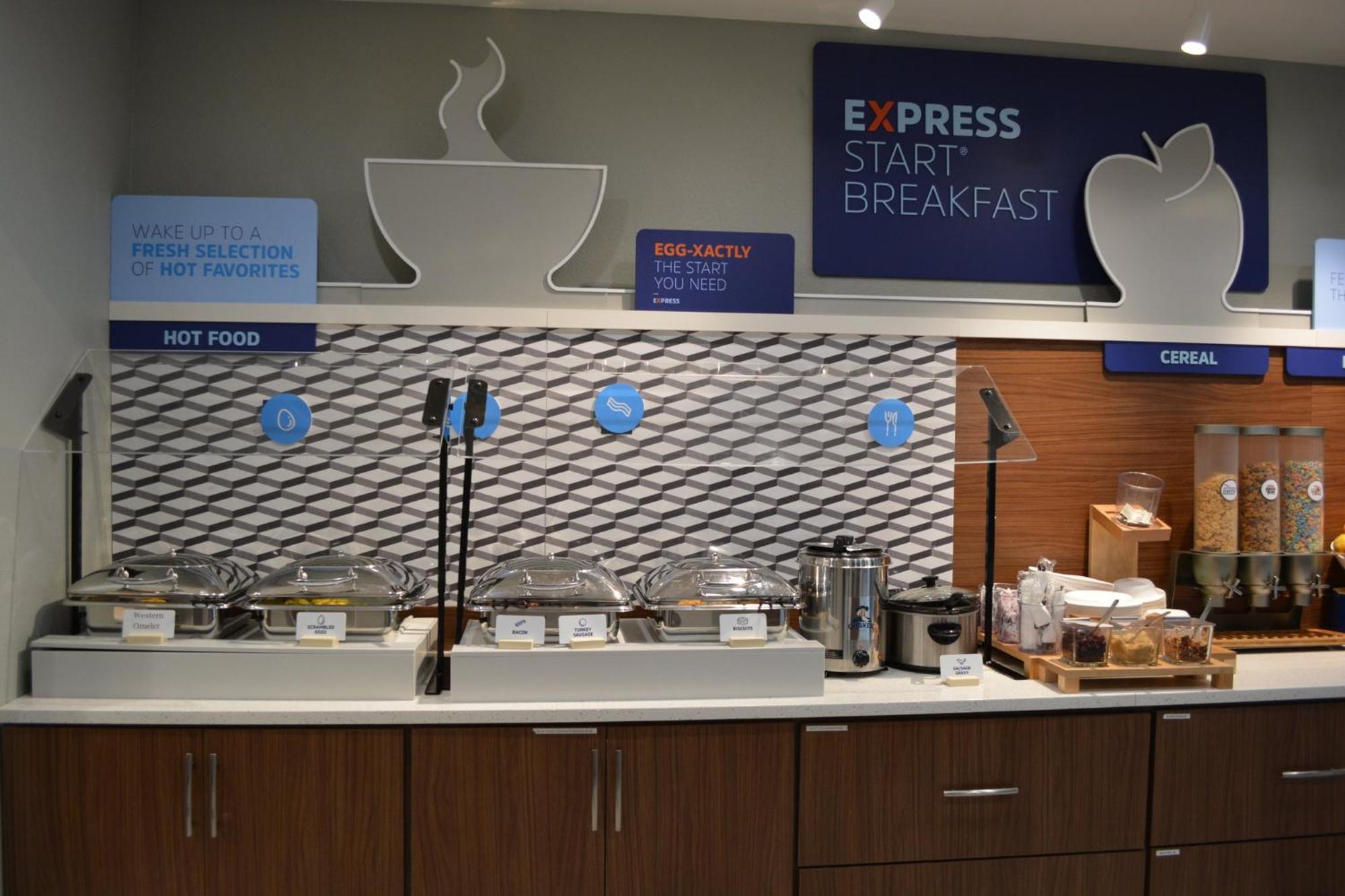 Holiday Inn Express & Suites 리버럴 외부 사진