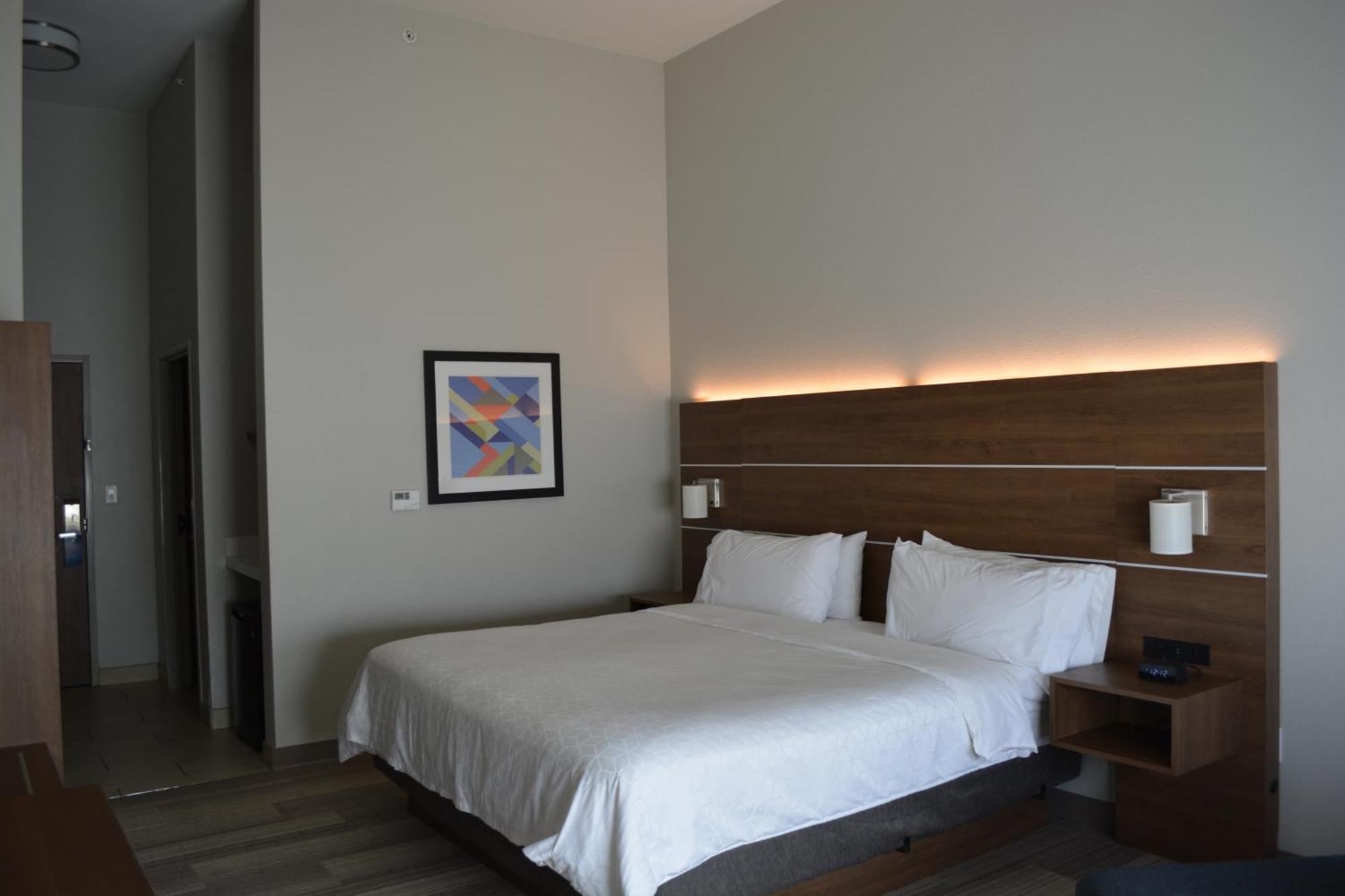 Holiday Inn Express & Suites 리버럴 외부 사진